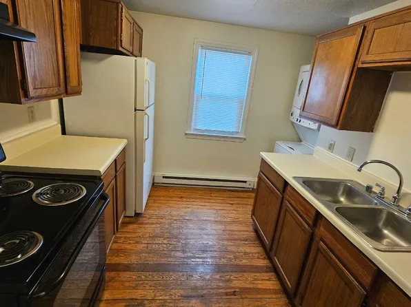 415 1/2 Faulkner Ave #A, Martinsburg, WV 25401