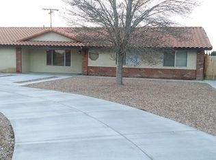 13946 Delaware Rd, Apple Valley, CA 92307