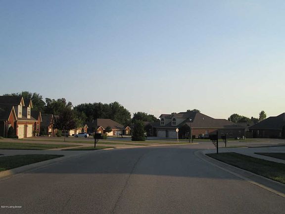 4th image of 232 Twin Springs Ct
