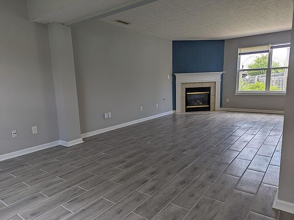 5th image of 18665 Mill Grove Dr