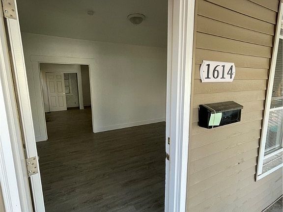 2nd image of 1612-1614 Mack Ave