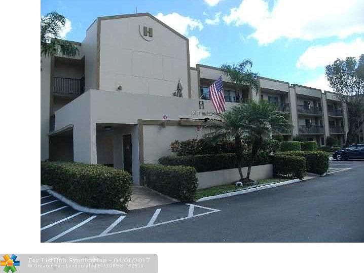 1st image of 10611 W Clairmont Cir #107
