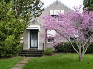 211 S Church Ave, Packwood, IA 52580