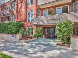 121 N Almont Dr APT 203, Beverly Hills, CA 90211