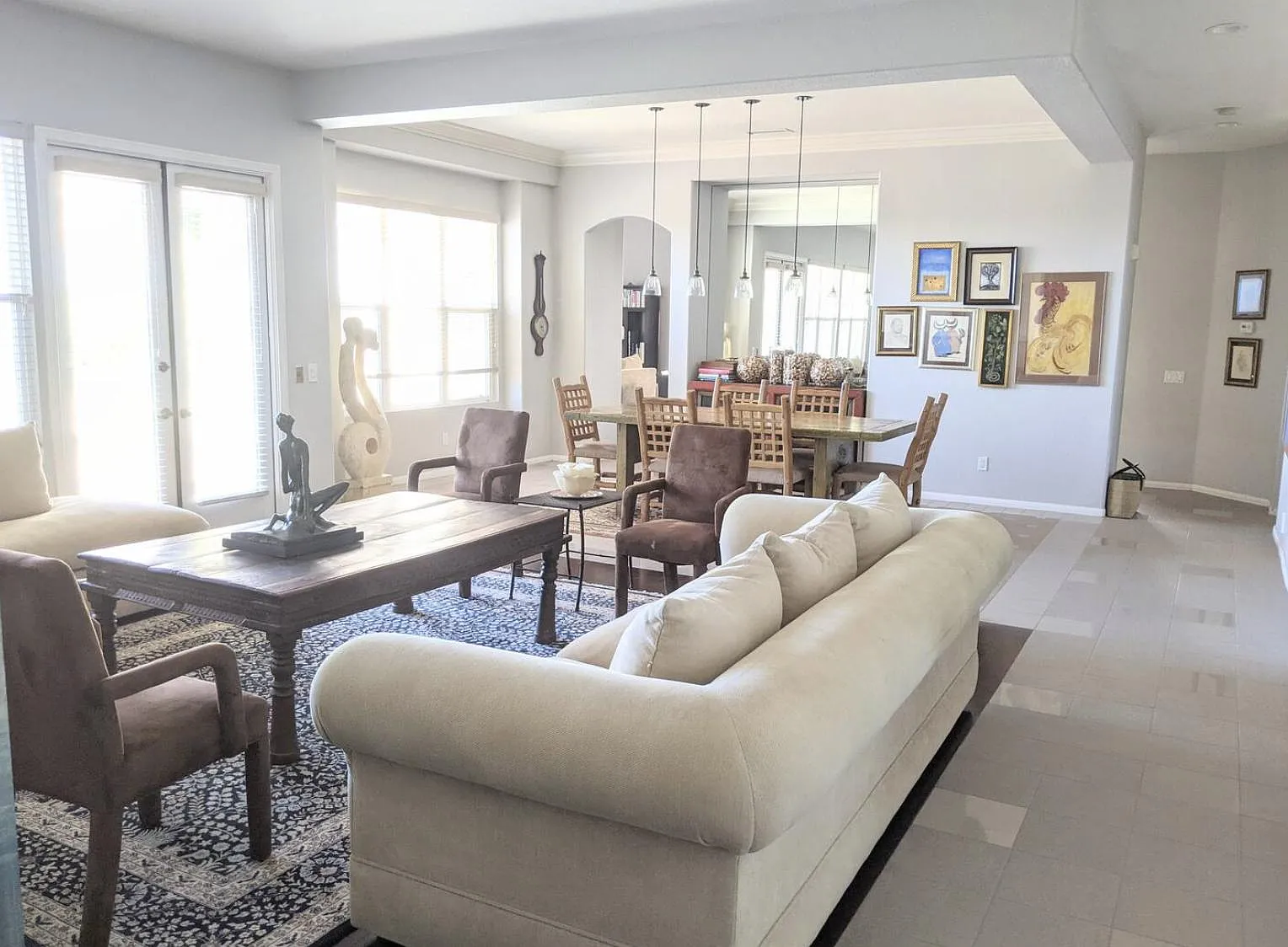4 bed, 2980 sqft, $9,300 — Photo 3