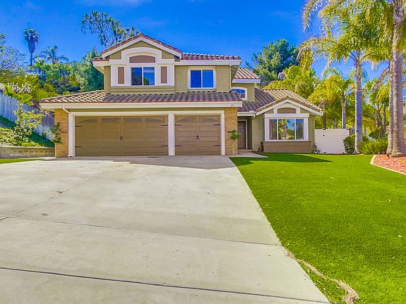 4th image of 483 Sunridge Dr