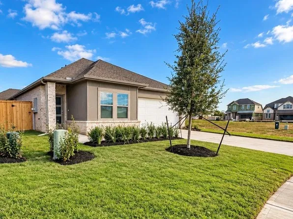 12114 Cannon Cove Ln, Texas City, TX 77591