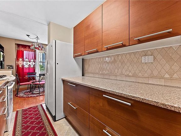 5th image of 458 Neptune Ave APT 6T