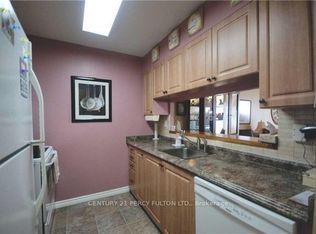 1655 Pickering Pkwy #801, Pickering, ON L1V 6L3