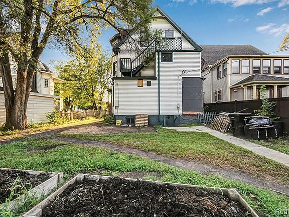 2116 Biddle Ave, Wyandotte, MI 48192 | MLS #20221037442 | Zillow