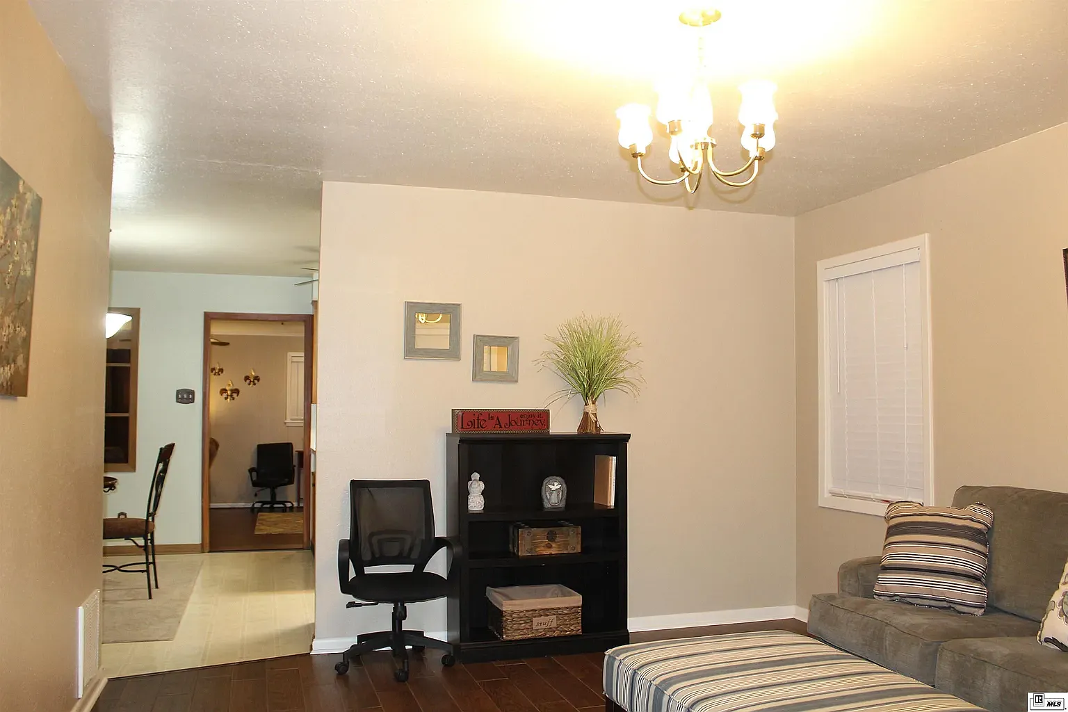 3 bed, 1.5 bath, 1600 sqft, $2,950 — Photo 4