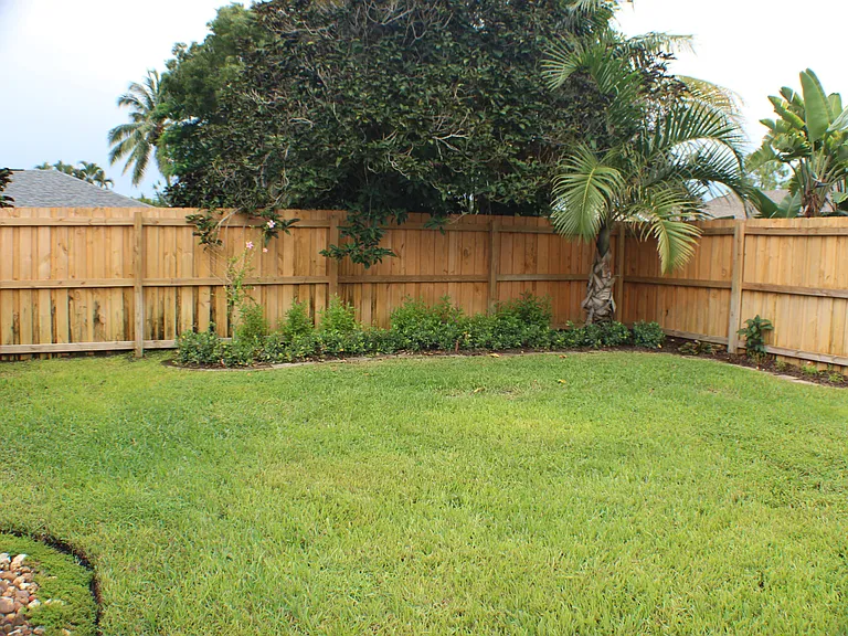 874 Blueberry Dr — Photo 33