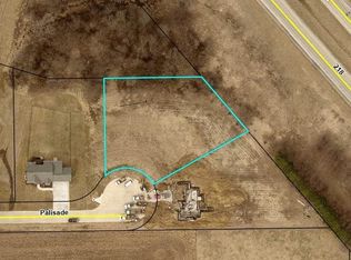 3832 Palisade Pl SW, Iowa City, IA 52240