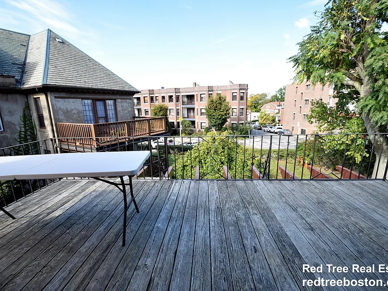 229-231 Chestnut Hill Ave #2 — Photo 12