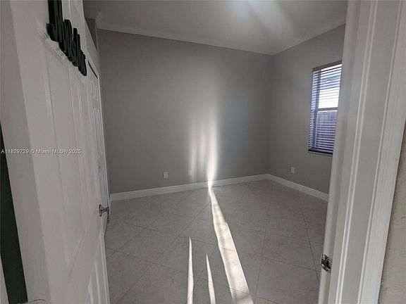 5th image of 14947 NW 91st Ct