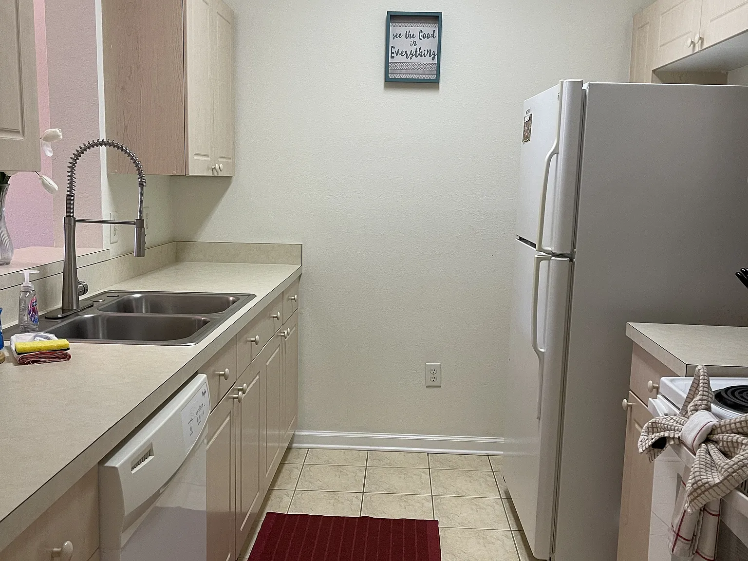 3 bed, 1268 sqft, $1,950 — Photo 3
