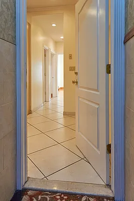 Rented by Steffan Olausson Partridge, LREB | media 23