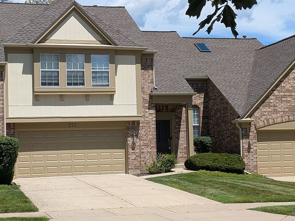 1st image of 233 Lorraine Cir