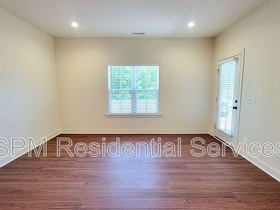 3rd image of 1202A Seacoast Ln