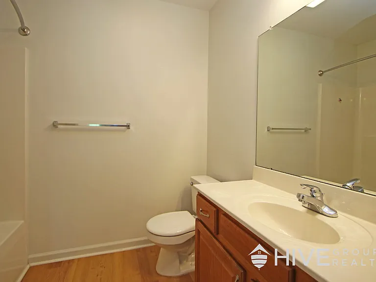 2411 Avonlea Ln — Photo 11