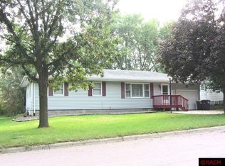 1697 S 3rd St, Saint Peter, MN 56082