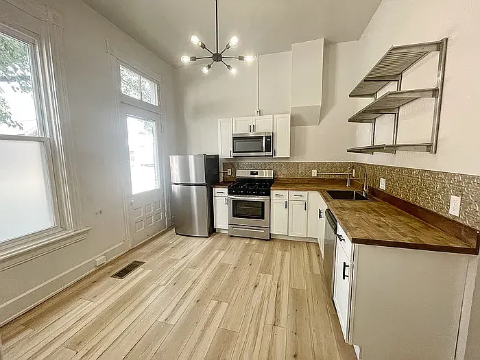 901 Isabella St #1 — Photo 9