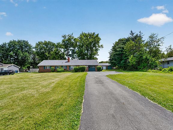 4th image of 589 Park Rd