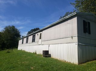 1411 Cedar Grove Church Rd, Bee Spring, KY 42207