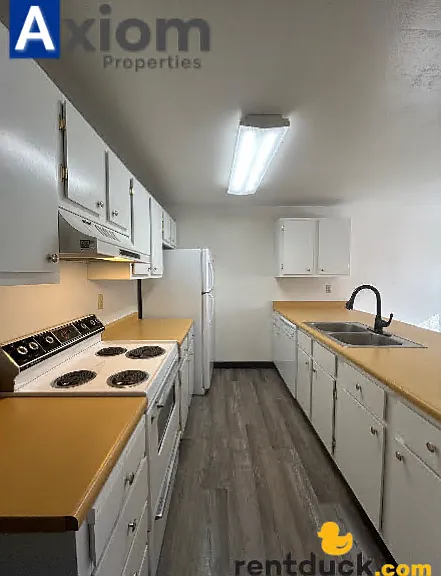 Syringa Terrace — Photo 15