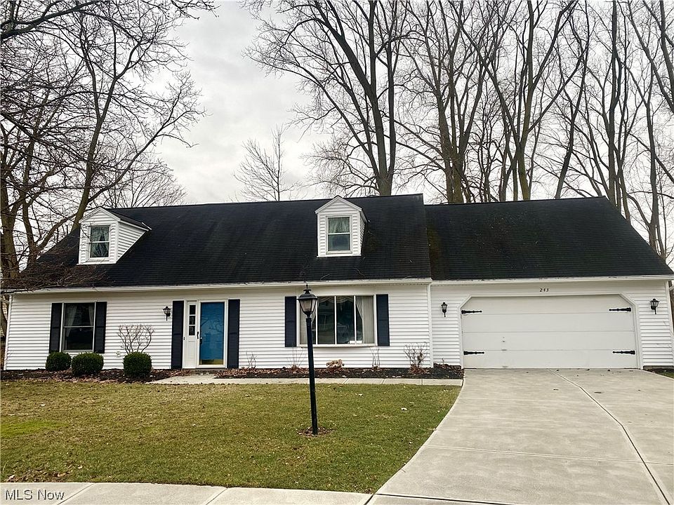 1st image of 243 Hemlock Dr