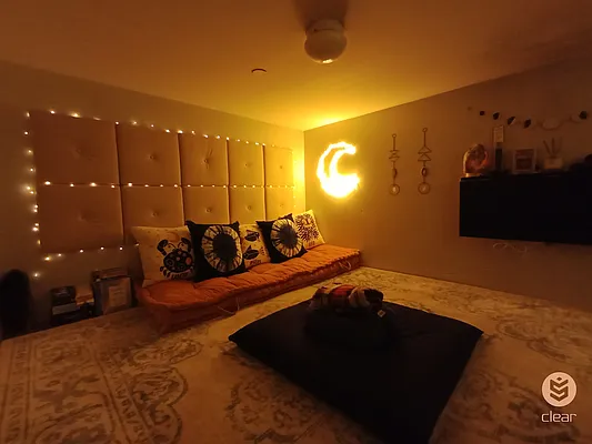 Rented by City Vista Inc | media 42