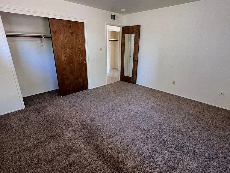 1322 Rose Ave — Photo 12
