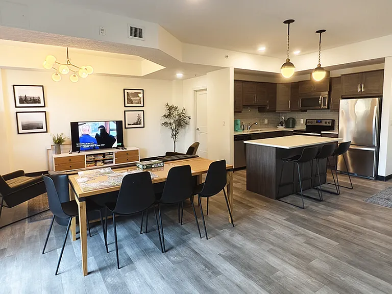11189 Ellerslie Rd SW — Photo 9