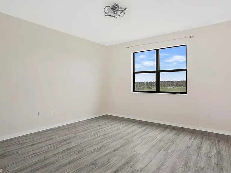 5309 Beckton Rd — Photo 10