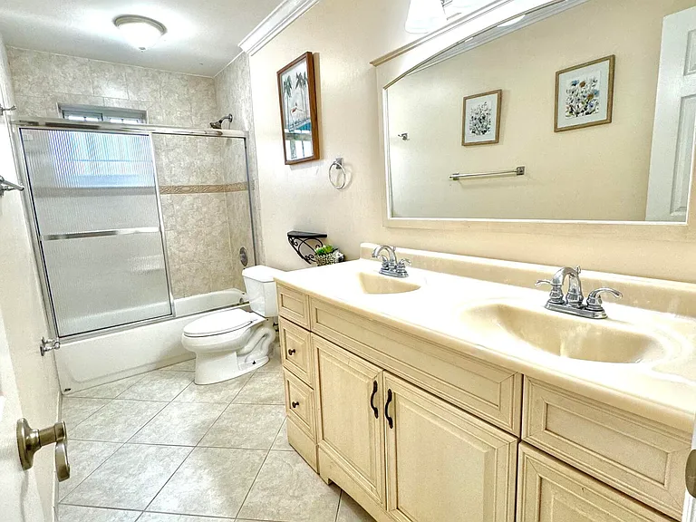 531 SW 167th Ter — Photo 13