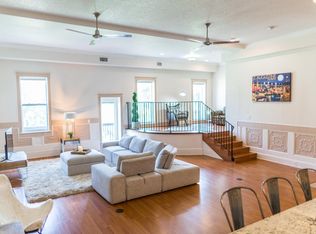 92 Washington St APT 2, Saint Augustine, FL 32084