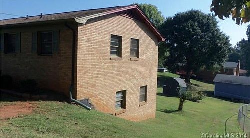 2nd image of 2614 Sherry Ln