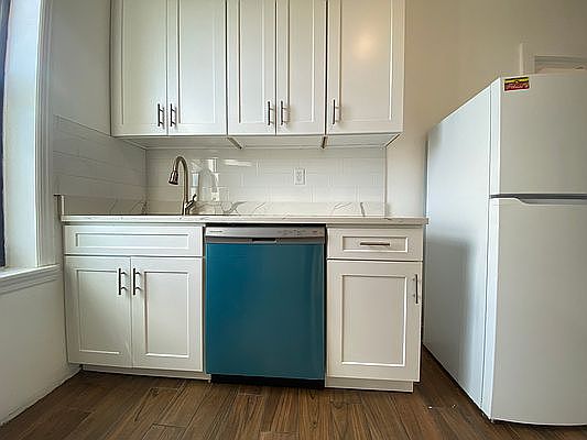 3rd image of 42-05 35th Ave #2