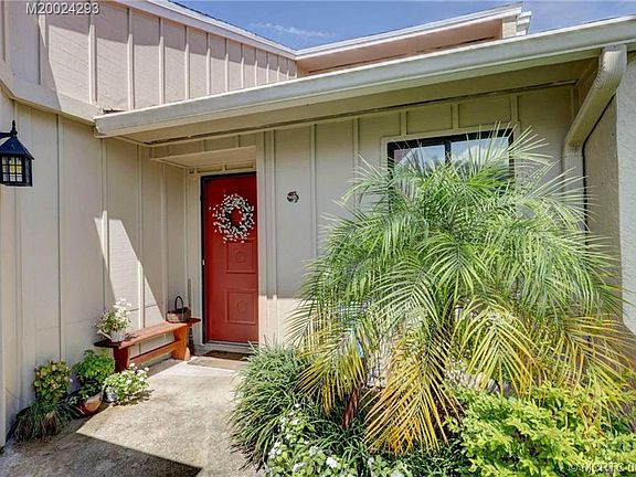 3rd image of 1693 SW Crossings Cir