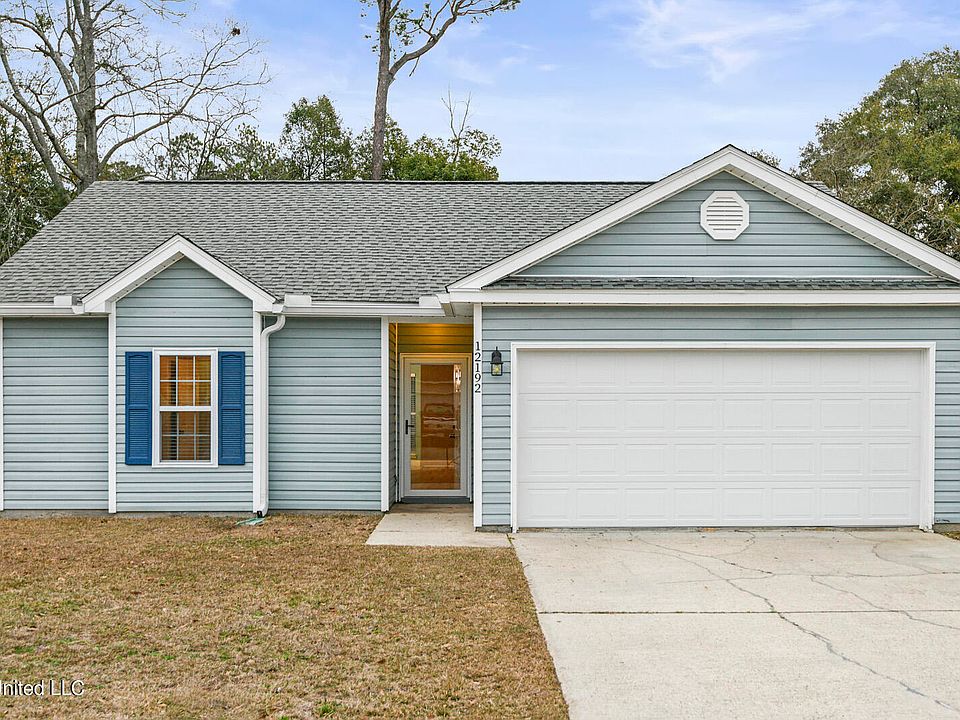 1st image of 12192 Five Oaks Dr