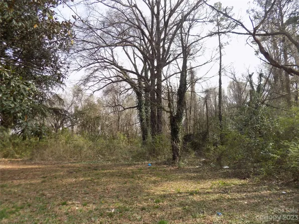 5215 S Tryon St, Charlotte, NC 28217