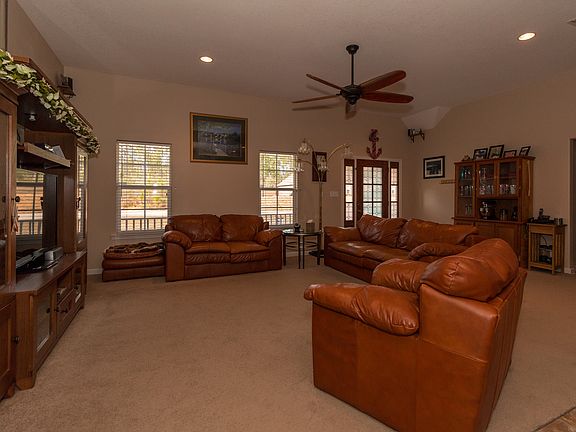 5th image of 14997 Longwood Ln