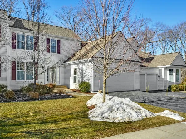 143 Clubhouse Ln, Northbridge, MA 01534