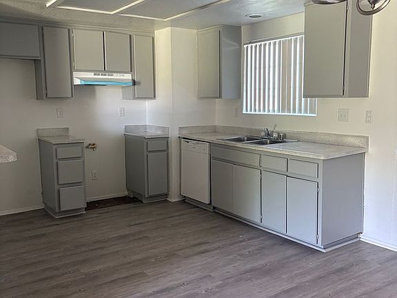 4th image of 18125 Bellflower St APT 207