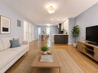 11 Monroe St #2, Brooklyn, NY 11238