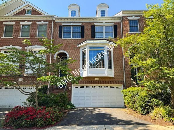 3091 McKinnon Way