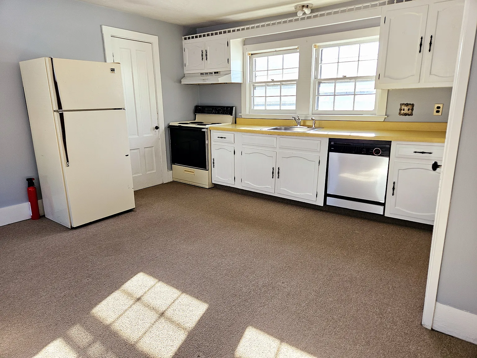 1 bed, 800 sqft, $1,700 — Photo 2