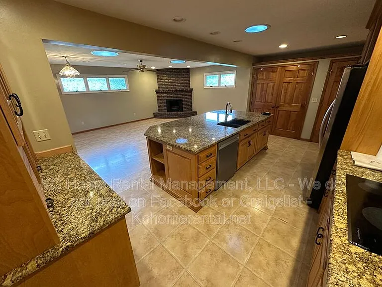 5423 Ballentine St — Photo 16