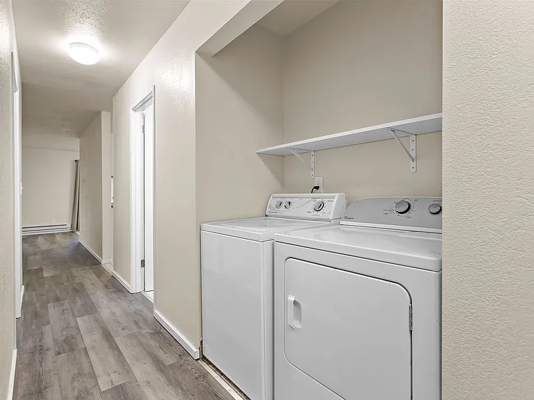 17354 SW Merlo Rd — Photo 11
