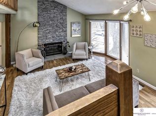 5943 N 108th Avenue Cir, Omaha, NE 68164